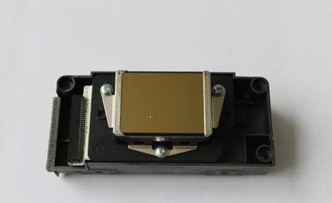 武藤寫(xiě)真機(jī)的噴頭 武藤寫(xiě)真機(jī)的噴頭